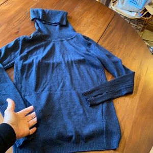 Lululemon navy blue sweater
